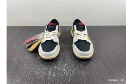 JORDAN TRAVIS 1 X LOW AIR OG SCOTT 0819